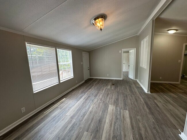 Photo - Charming 3 Bed 2 Bath Home in Nashville