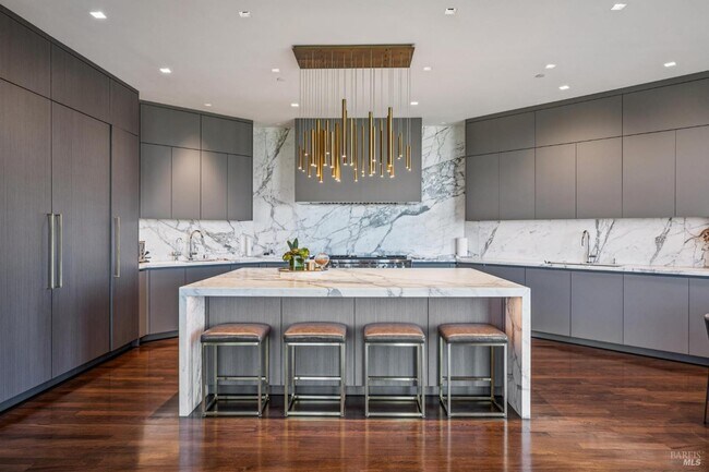 Foto del edificio - 138 Gilmartin Dr