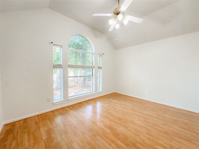 Foto del edificio - 311 N Rush Haven Cir