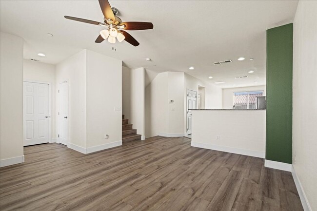 Building Photo - 4563 Townwall St