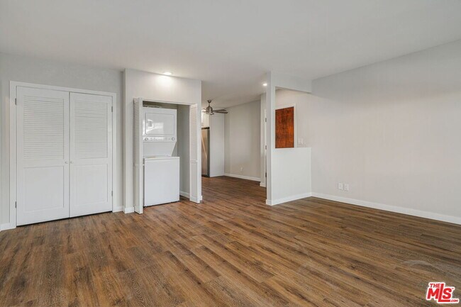 Foto del edificio - 1342 Harvard St