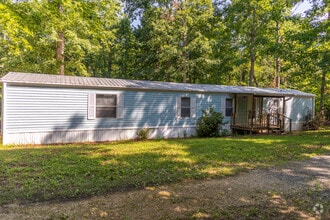 Building Photo - 4700 Silver Creek Church Rd