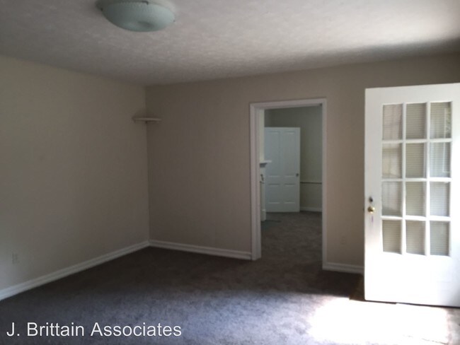 Building Photo - 1 br, 1 bath House - 331 Oak Street