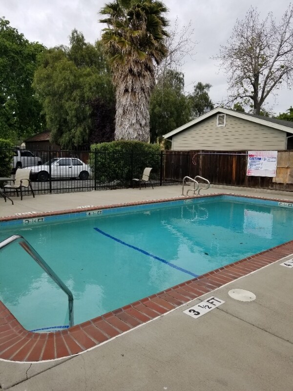 1981 Bonifacio St Unit 108, Concord, CA 94520 Room for Rent in