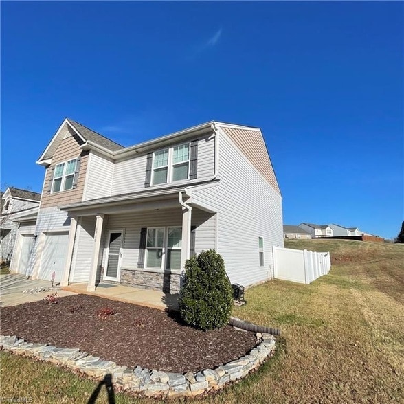 Foto del edificio - 6900 Lowline Dr