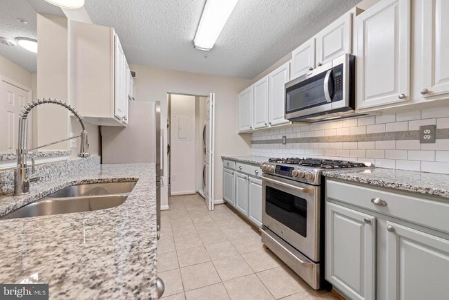 Foto del edificio - 15315 Diamond Cove Terrace