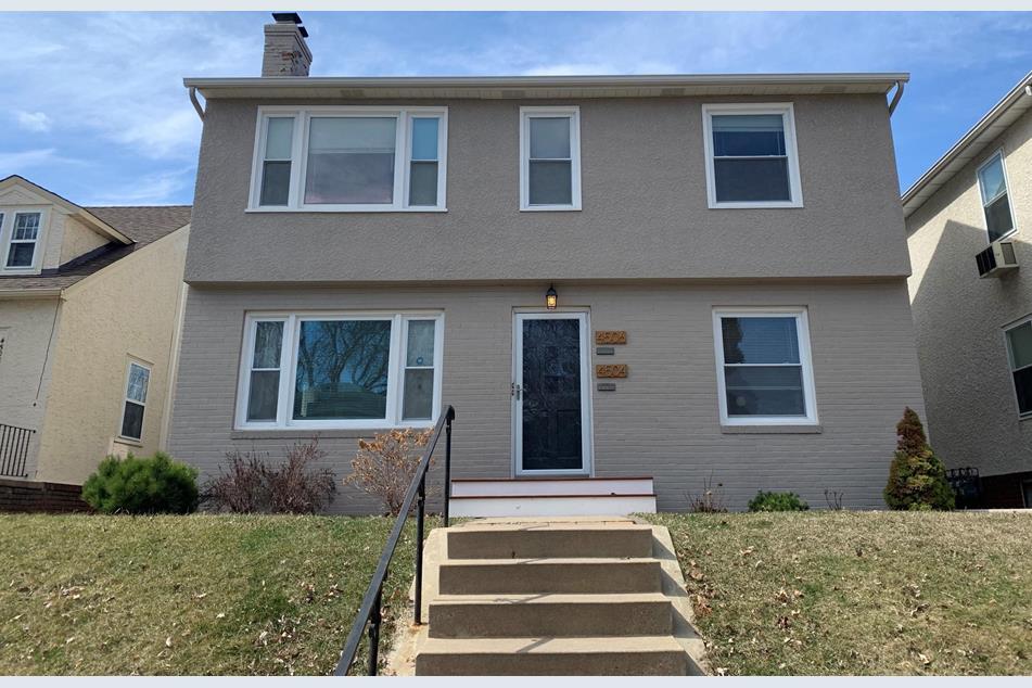 Foto principal - 4504 Grand Ave S