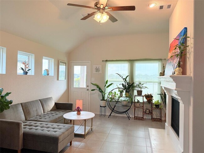 Foto del edificio - 15334 Caravel Bay Ct
