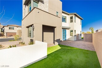 Building Photo - 6124 Redstone Hls Dr