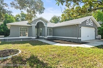 Building Photo - 110 Outlook Ave
