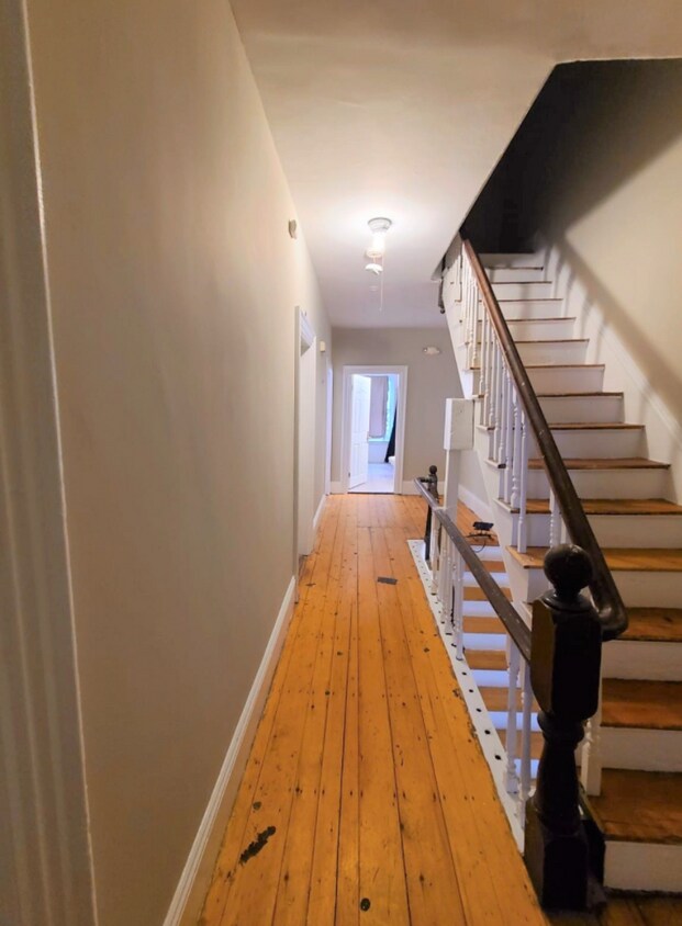 Primary Photo - 38 Gardner St