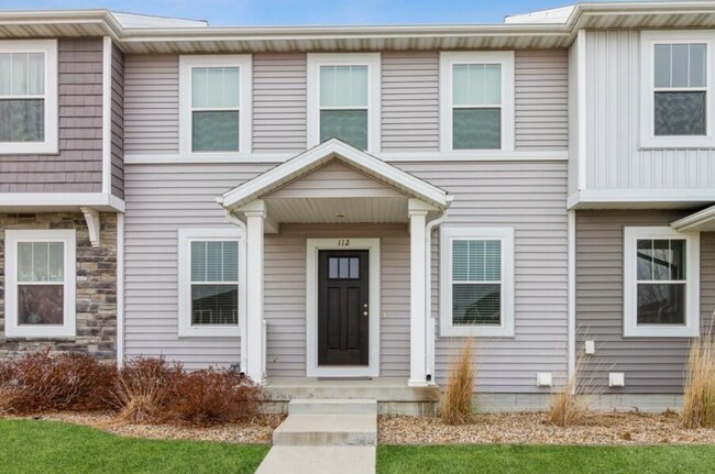 Foto del edificio - 112 Wilder Pl