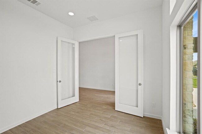 Foto del edificio - 30243 GOLD FINCH PL