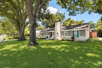 Building Photo - 7405 Fenton Dr