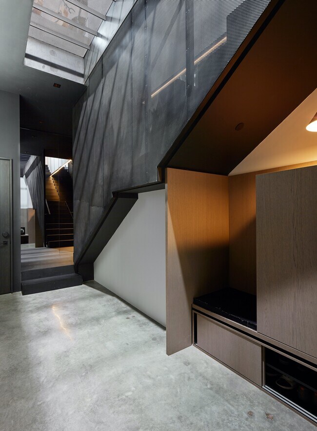Building Photo - 955 Natoma St