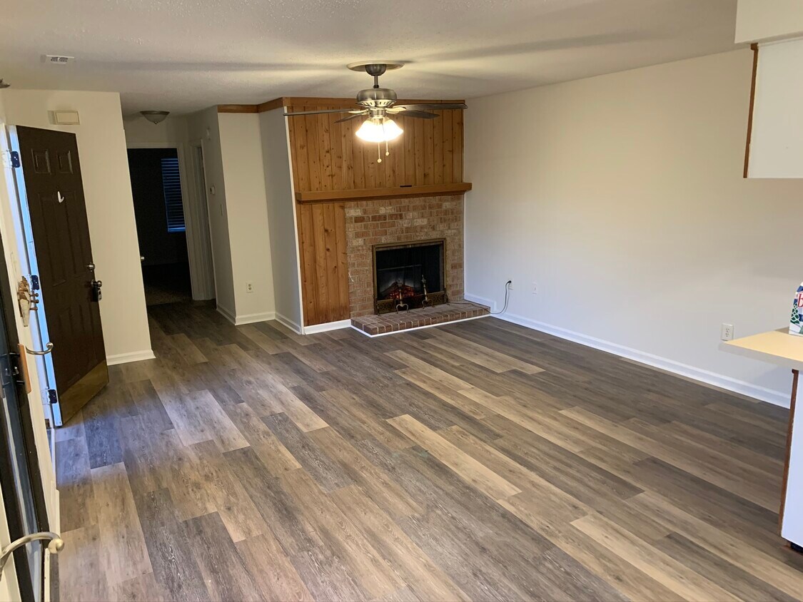 132 Saw Grass Bend, Virginia Beach, VA 23451 Condo for Rent in