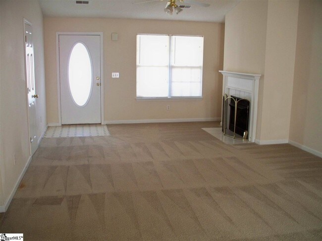 Foto del edificio - 3 Gaffney Ct