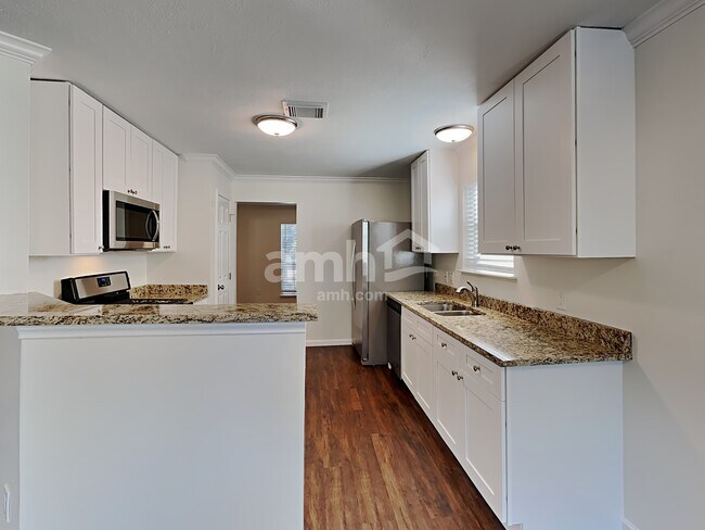 Foto del edificio - 3347 Bent Spring Ct