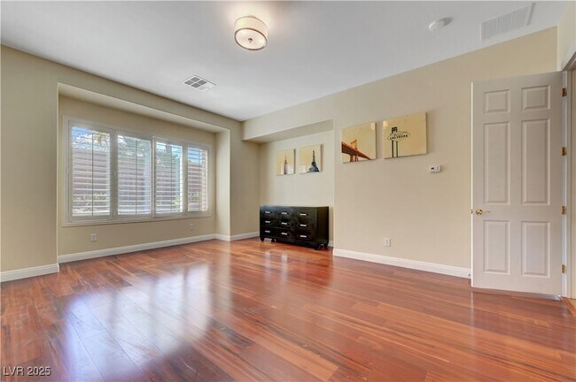 Building Photo - 229 Muldowney Ln