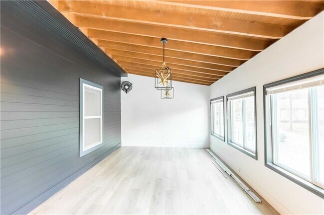 Building Photo - 1170 Niles Ave NW