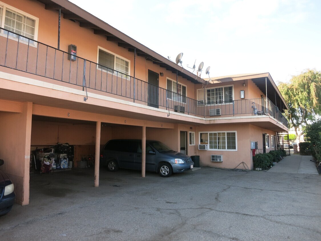 Foto del edificio - Memorial Apts