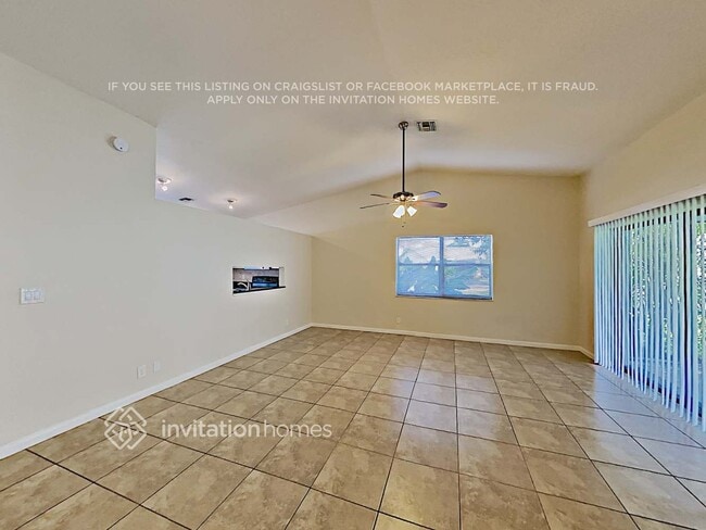 Foto del edificio - 7670 NW 88th Ln