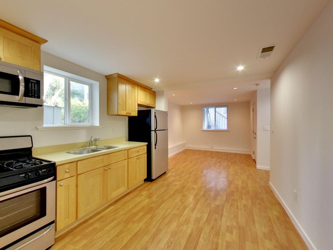 826C Alabama Street- - 826C Alabama Street-