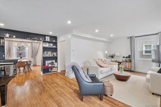 Foto del edificio - 75 Oakland Ave