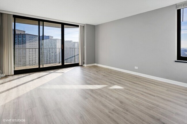 Foto del edificio - 3660 N Lake Shore Dr