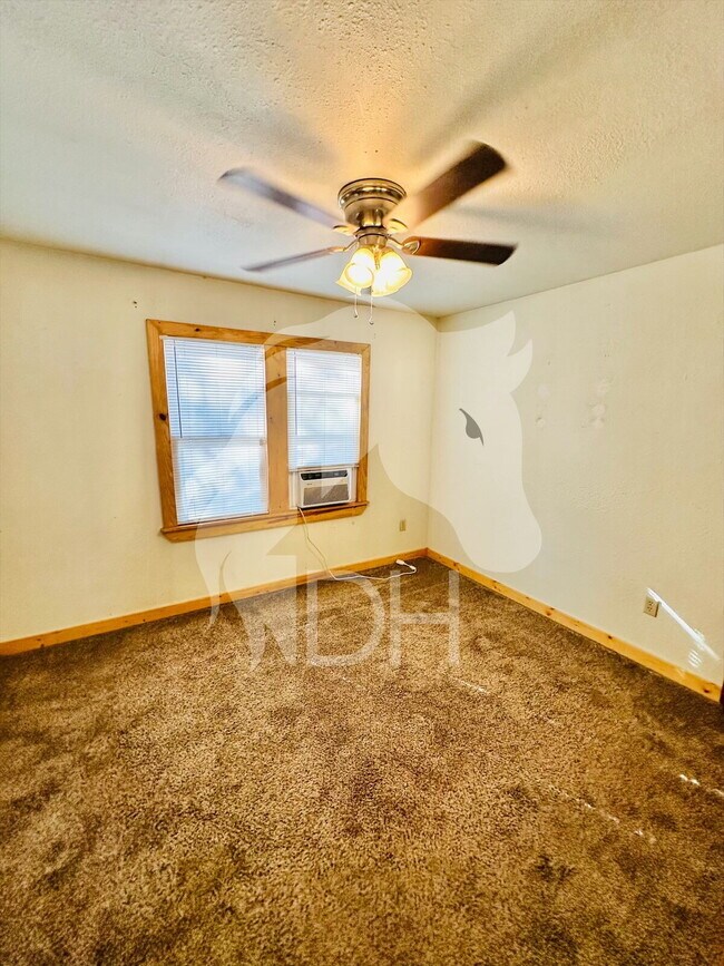 Foto del edificio - 721 E Ash St