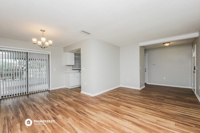 Building Photo - 1612 Peach Tree Blvd