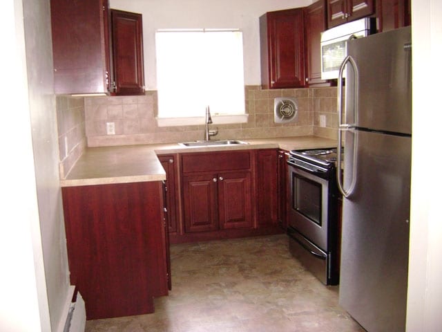 Kitchen - Swartswood Garden Apartments