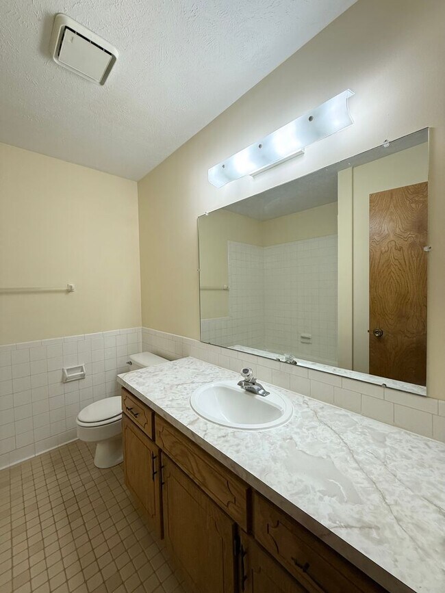 Foto del edificio - Lamplighter 01