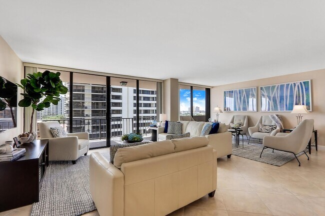 Foto del edificio - 4200 N Ocean Dr