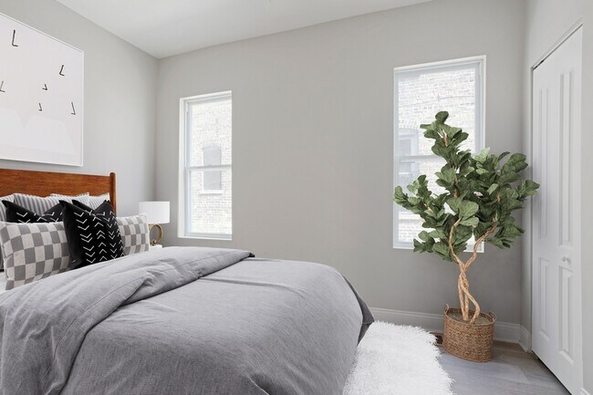 Foto del edificio - 843 E 65th St