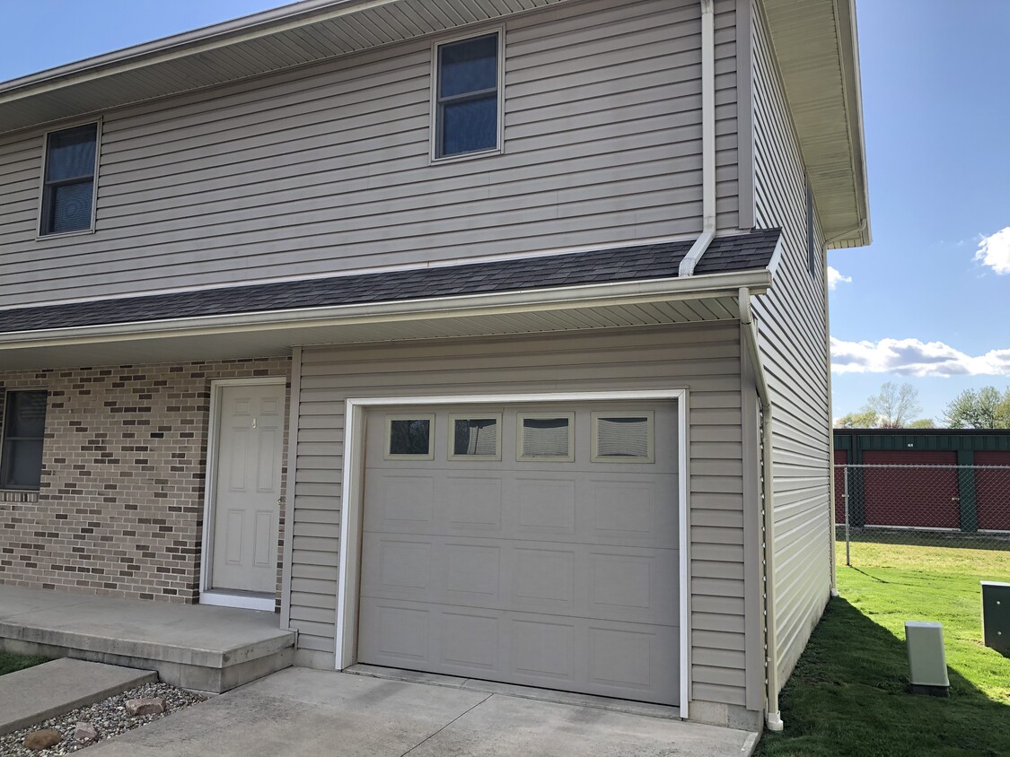18 Knobby Drive Fremont, OH - 1 Knobby Dr