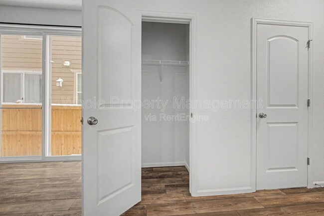 Foto del edificio - 28466 E 6th Pl