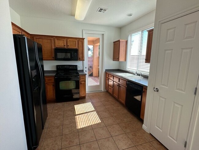 Foto del edificio - 2744 E Slick Rock Rd