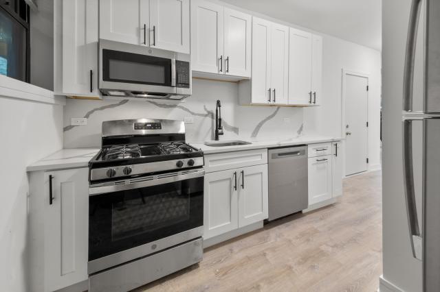 Building Photo - 1 bedroom in Chicago IL 60647