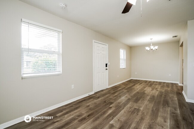 Foto del edificio - 639 SW 4th Terrace