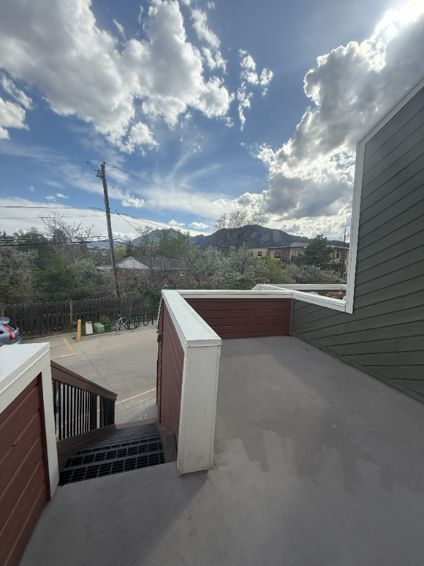 Building Photo - 2857 Springdale Ln