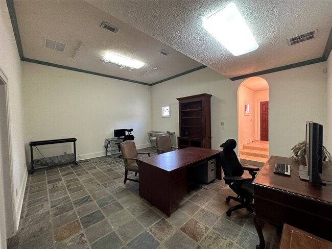 Foto del edificio - 30302 2nd St