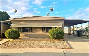 Building Photo - 1570 Vista Grande Dr