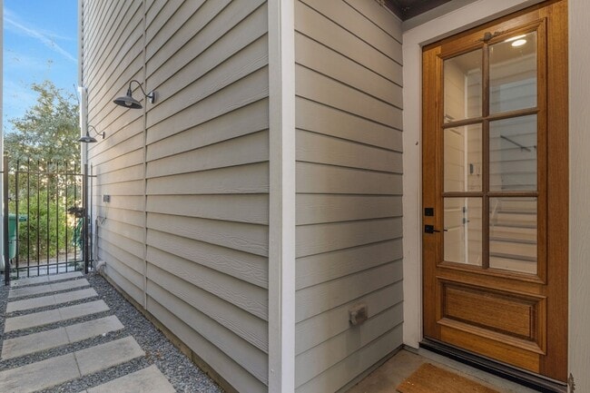 Photo - 1526 Chestnut St House