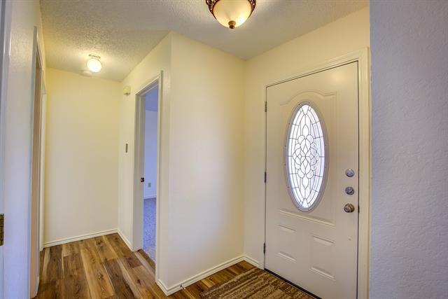 Foto del edificio - 7909 Tree Leaf Ln