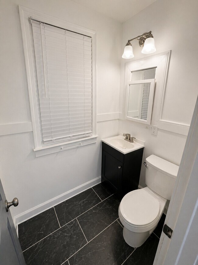 Foto del edificio - 14669 Rutherford St