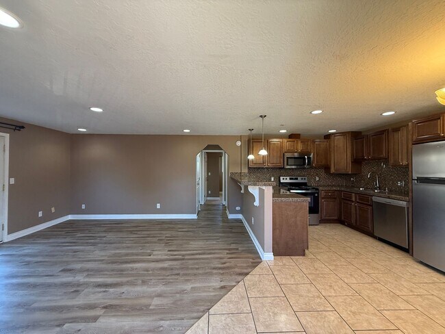 Foto del edificio - Updated 2-Bedroom Condo West Richland