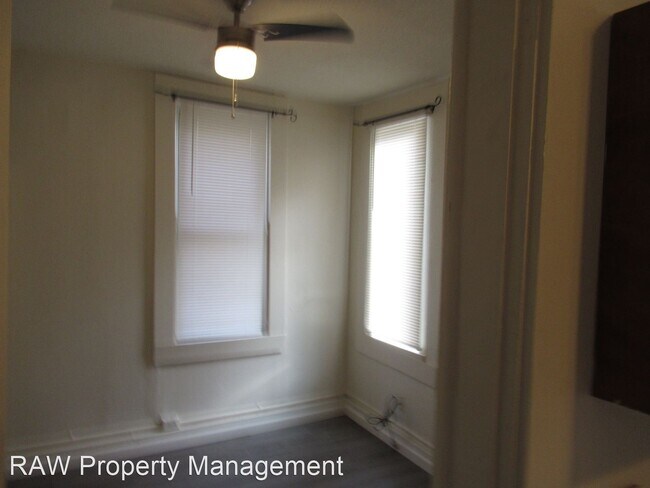 Building Photo - 2 br, 1 bath House - 2214 Ravine St.