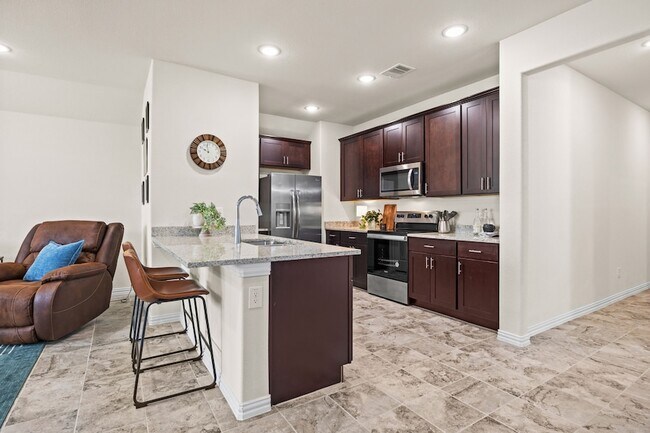 Building Photo - 3249 Glorioso Dr