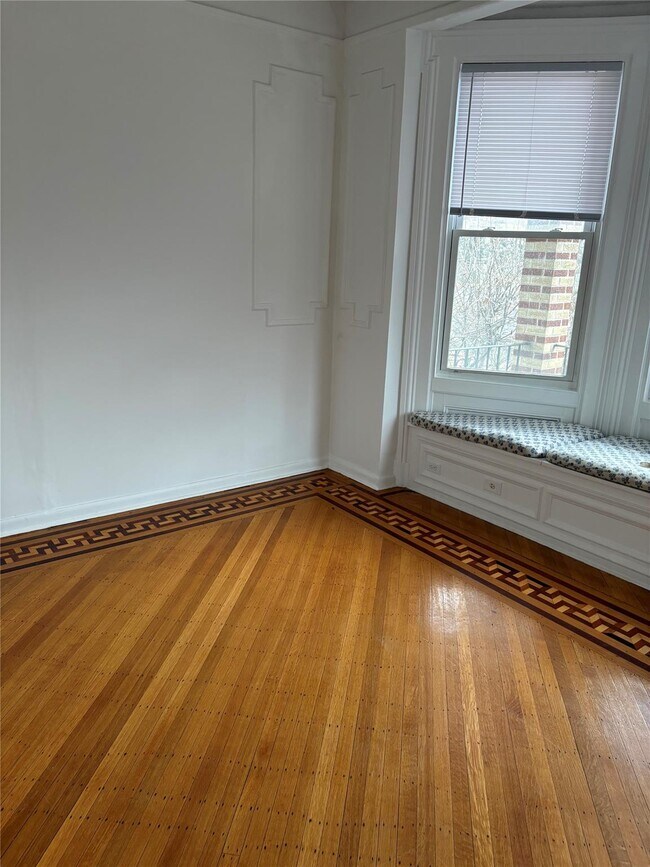 Foto del edificio - 62 S Washington St